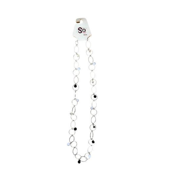 SO NWT Long Black and White Stars Necklace 34” - Picture 5 of 5